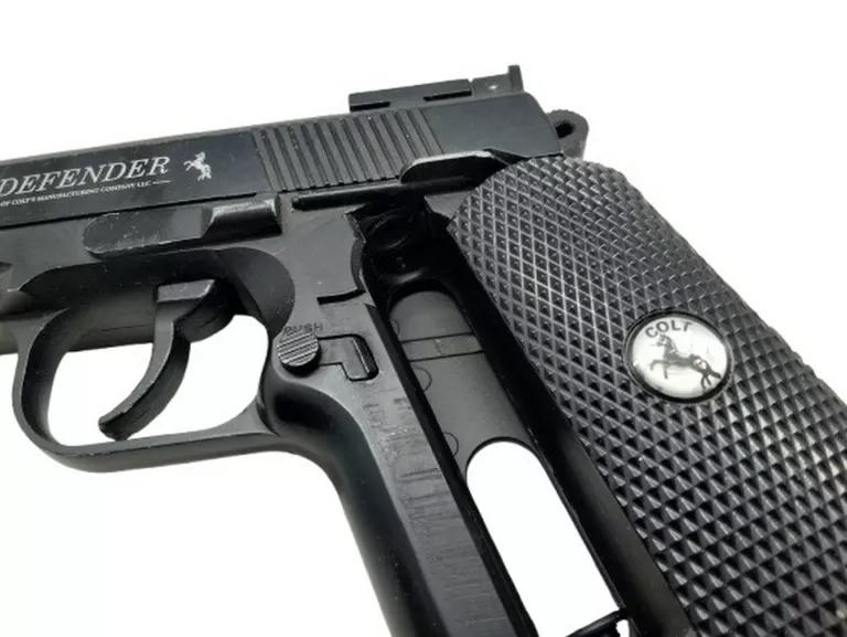 WIATRÓWKA PISTOLET COLT DEFENDER 4,5 MM