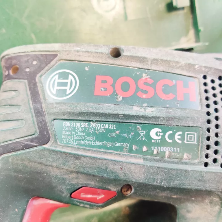 MŁOTOWIERTARKA BOSCH PBH 2100 SRE WALIZKA