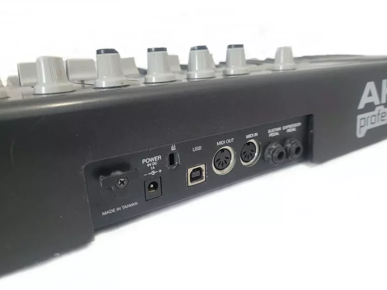 KONTROLER USB/MIDI KLAWIATURA STERUJĄCA AKAI PROFESSIONAL MODEL MPK 49
