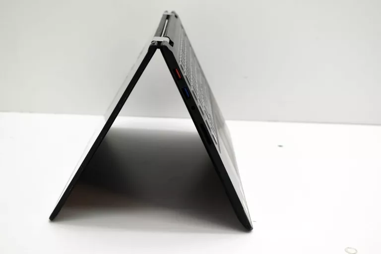 LAPTOP LENOVO YOGA 700-14ISK