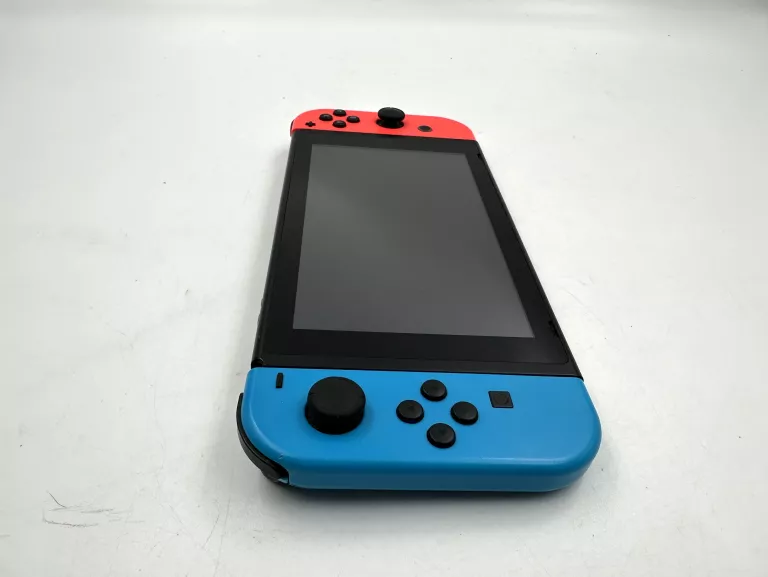 KONSOLA NINTENDO SWITCH HAC-001 + STACJA + GRIP