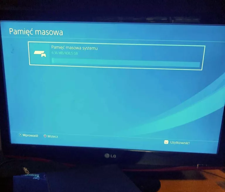 KONSOLA SONY PLAYSTATION 4 500GB Z GRAMI