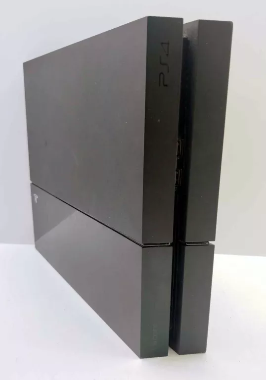 KONSOLA SONY PLAYSTATION 4 500GB Z GRAMI
