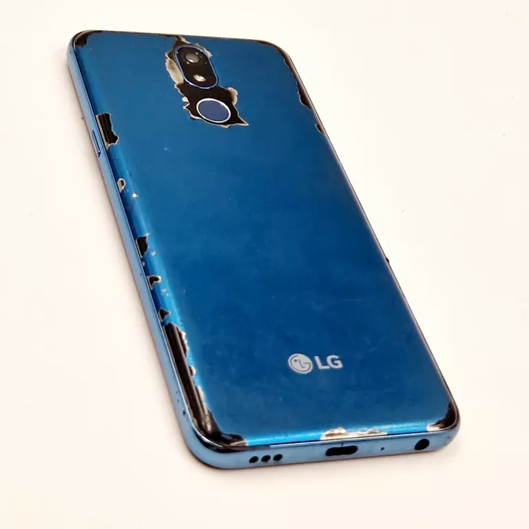 TELEFON LG K40 BEZ SIM LOCKA 32GB/2GB