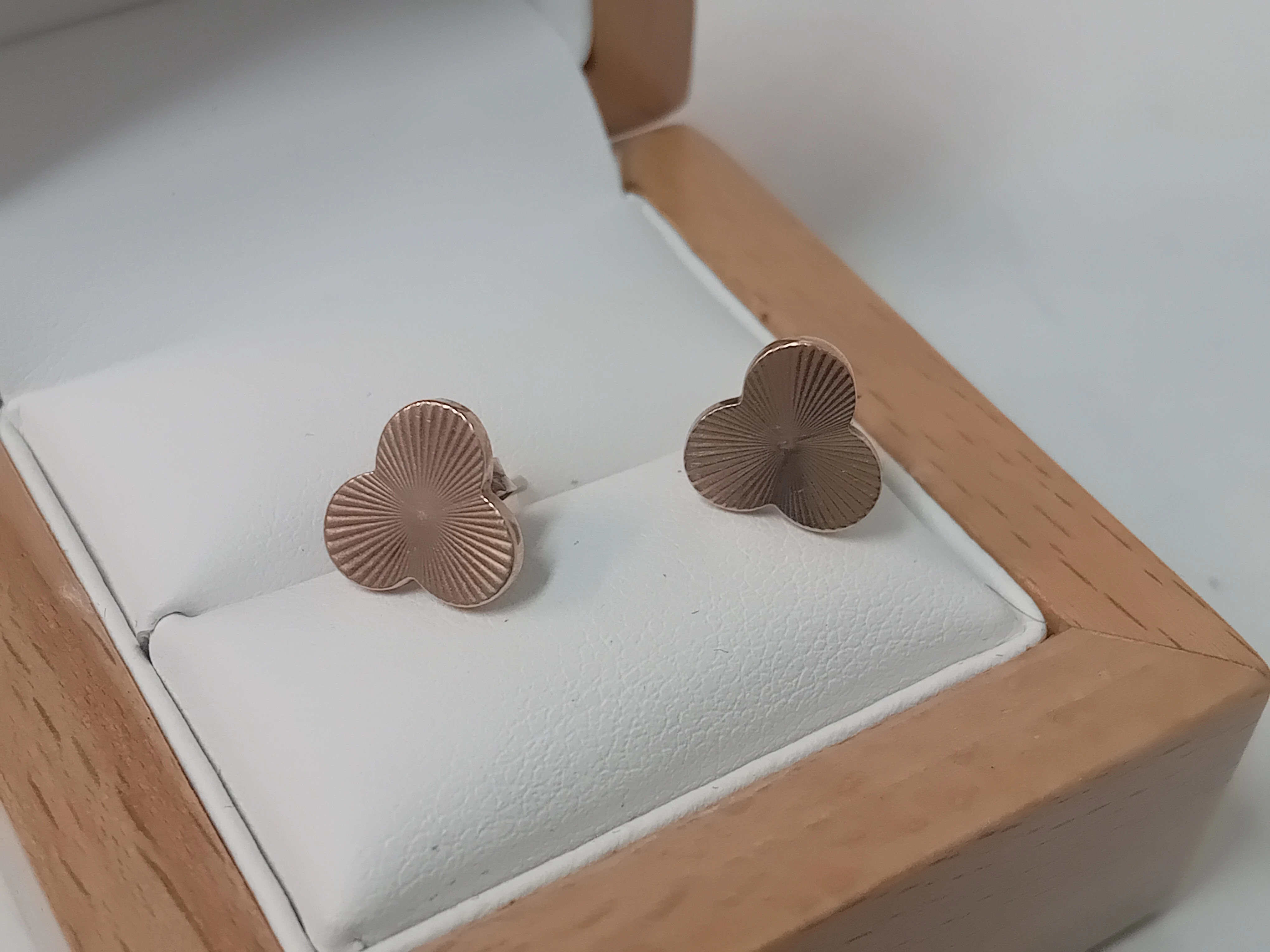 piekne-zlote-kolczyki-pr-585-303-g-material-15835-2