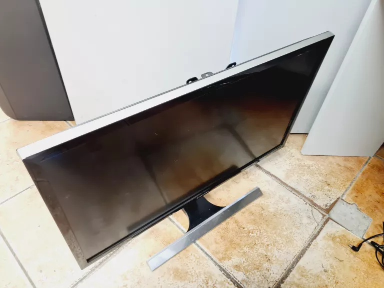 MONITOR SAMSUNG U28E590D
