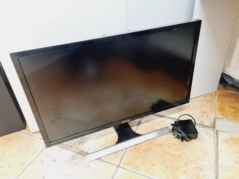 MONITOR SAMSUNG U28E590D