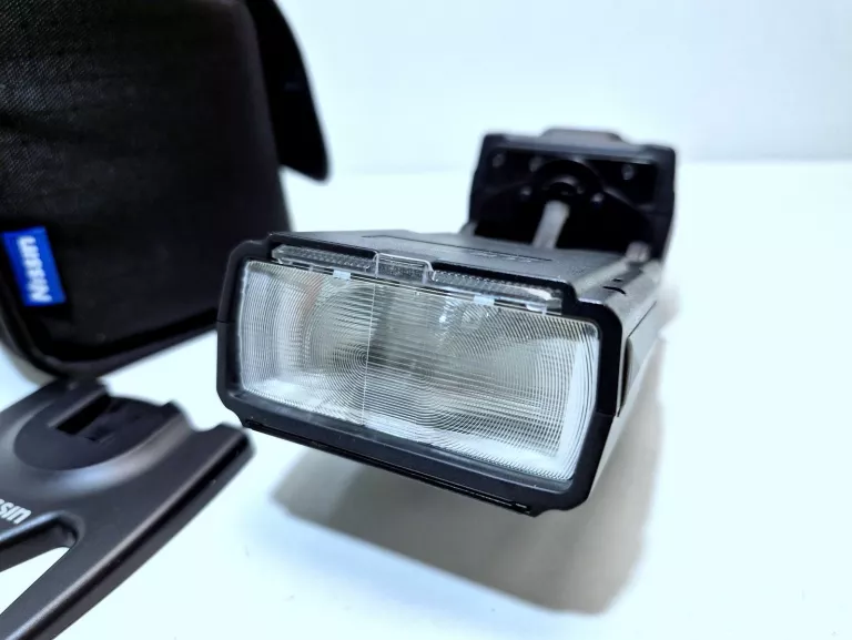 LAMPA BŁYSKOWA NISSIN I60A ZOOM 24-200MM
