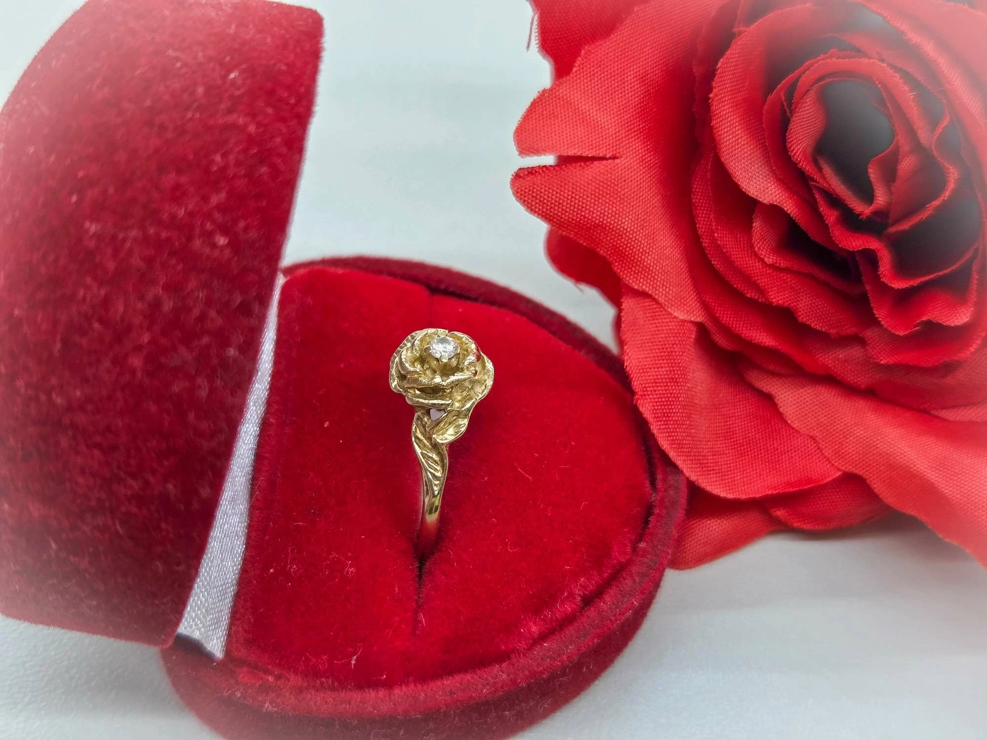 zloty-pierscionek-roza-225g-585-rodzaj-2205-2