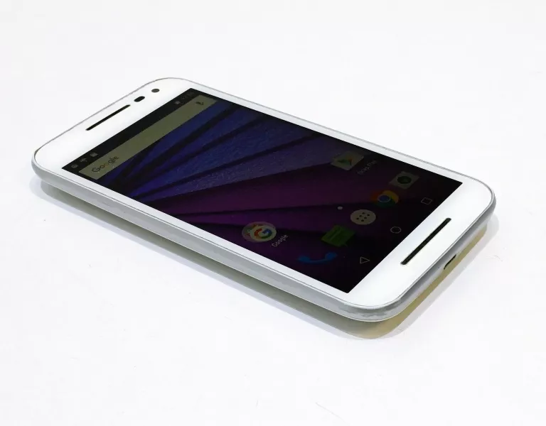 TELEFON MOTOROLA MOTO G3 1/8GB 4G (LTE) BIAŁY