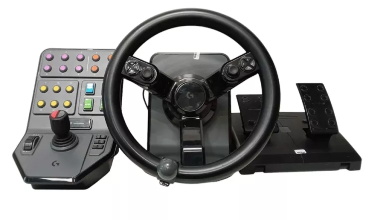 ZESTAW LOGITECH G SAITEK FARM SYMULATOR. PANEL Z WADĄ, OPIS