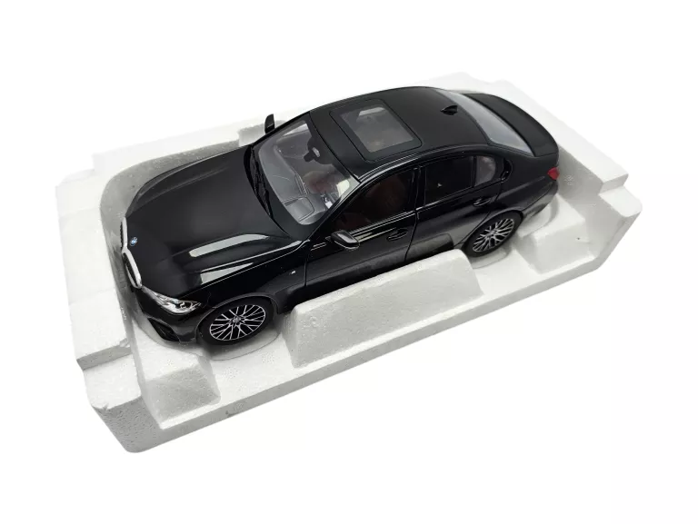 BMW 330I (2019) 1:18 NOREV
