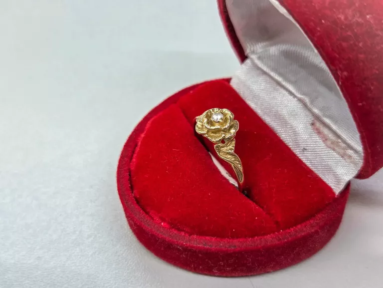 zloty-pierscionek-roza-225g-585-stan-11323-2