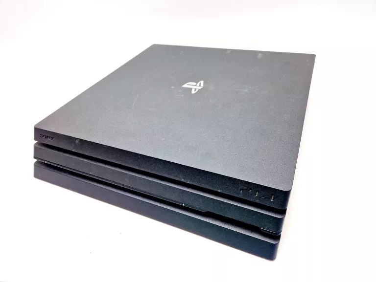 KONSOLA PS4 PRO 1TB + DWA PADY + GRY