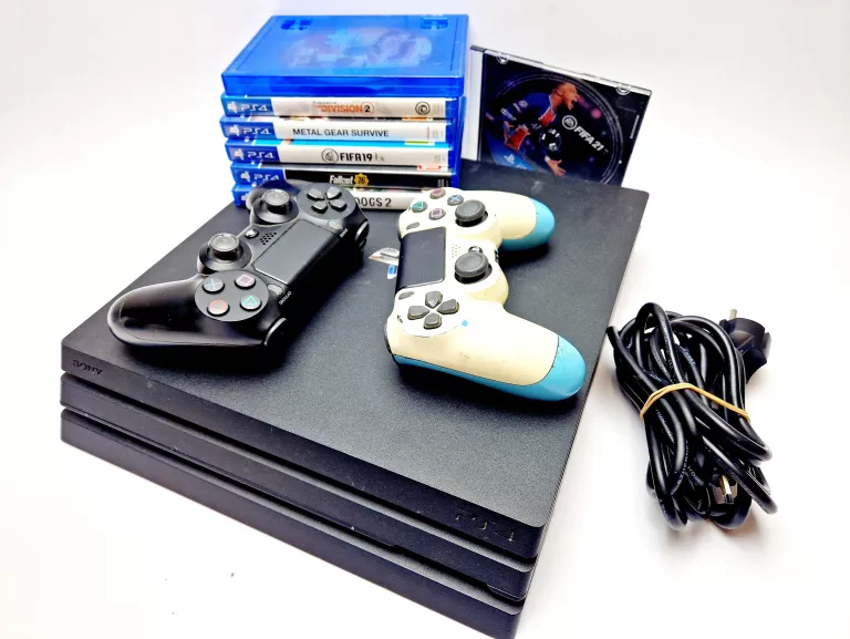 KONSOLA PS4 PRO 1TB + DWA PADY + GRY