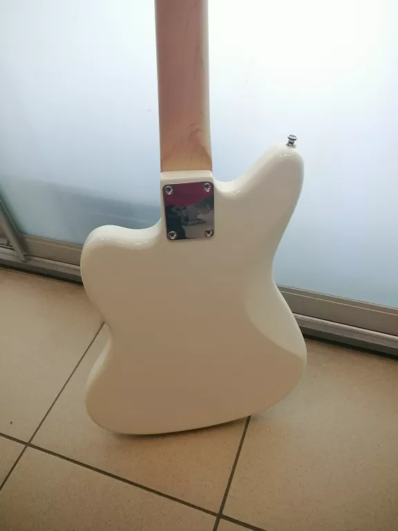 GITARA ELEKTRYCZNA SQUIER MINI BY FENDER