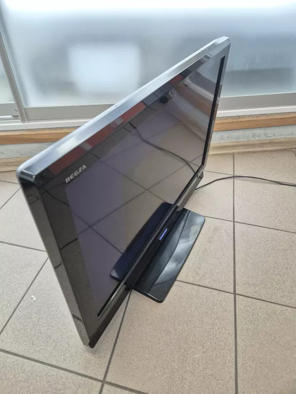 TELEWIZOR TOSHIBA 32AV635D 32'' LCD