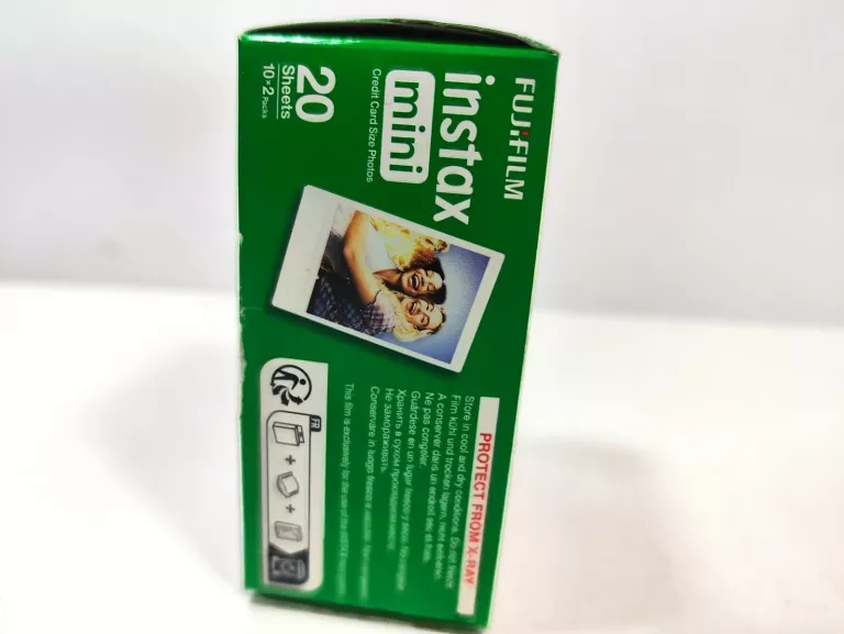 FUJIFILM INSTAX MINI 20