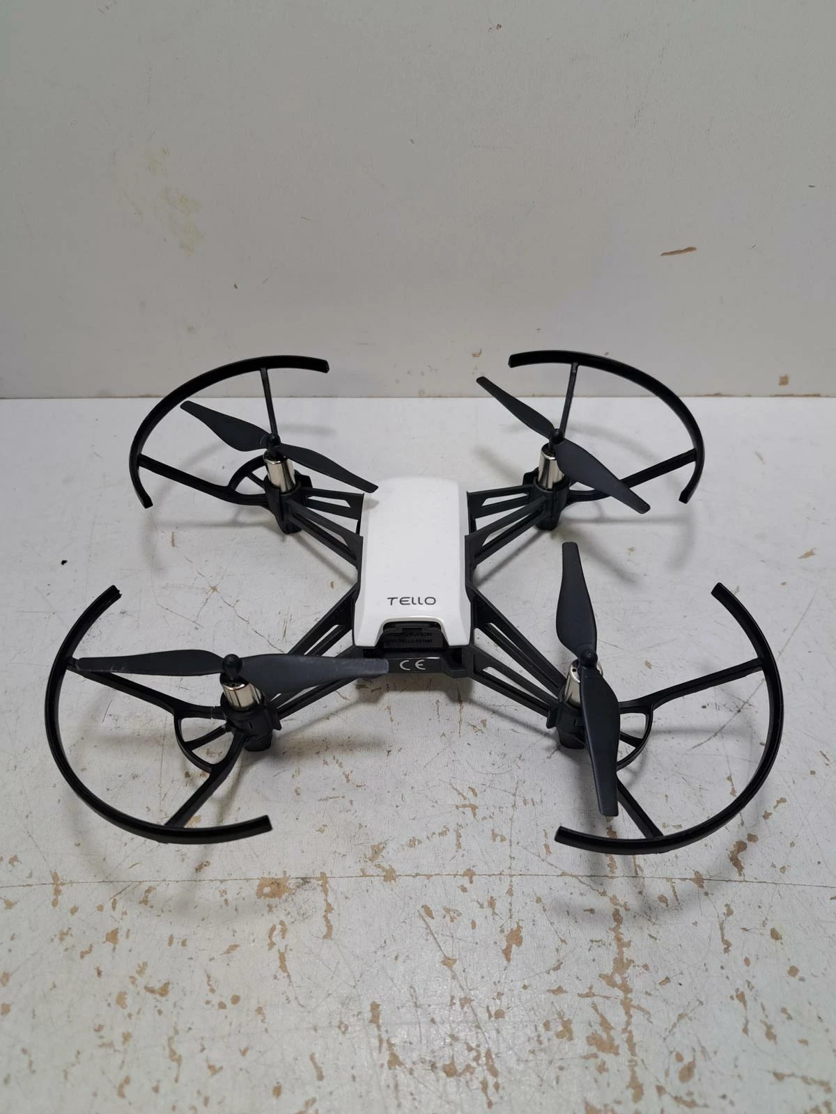 dron-dij-tello-stan-11323-2