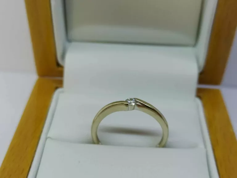 ZŁOTY PIRŚCIONEK Z BRYLANTEM 1,52G 585