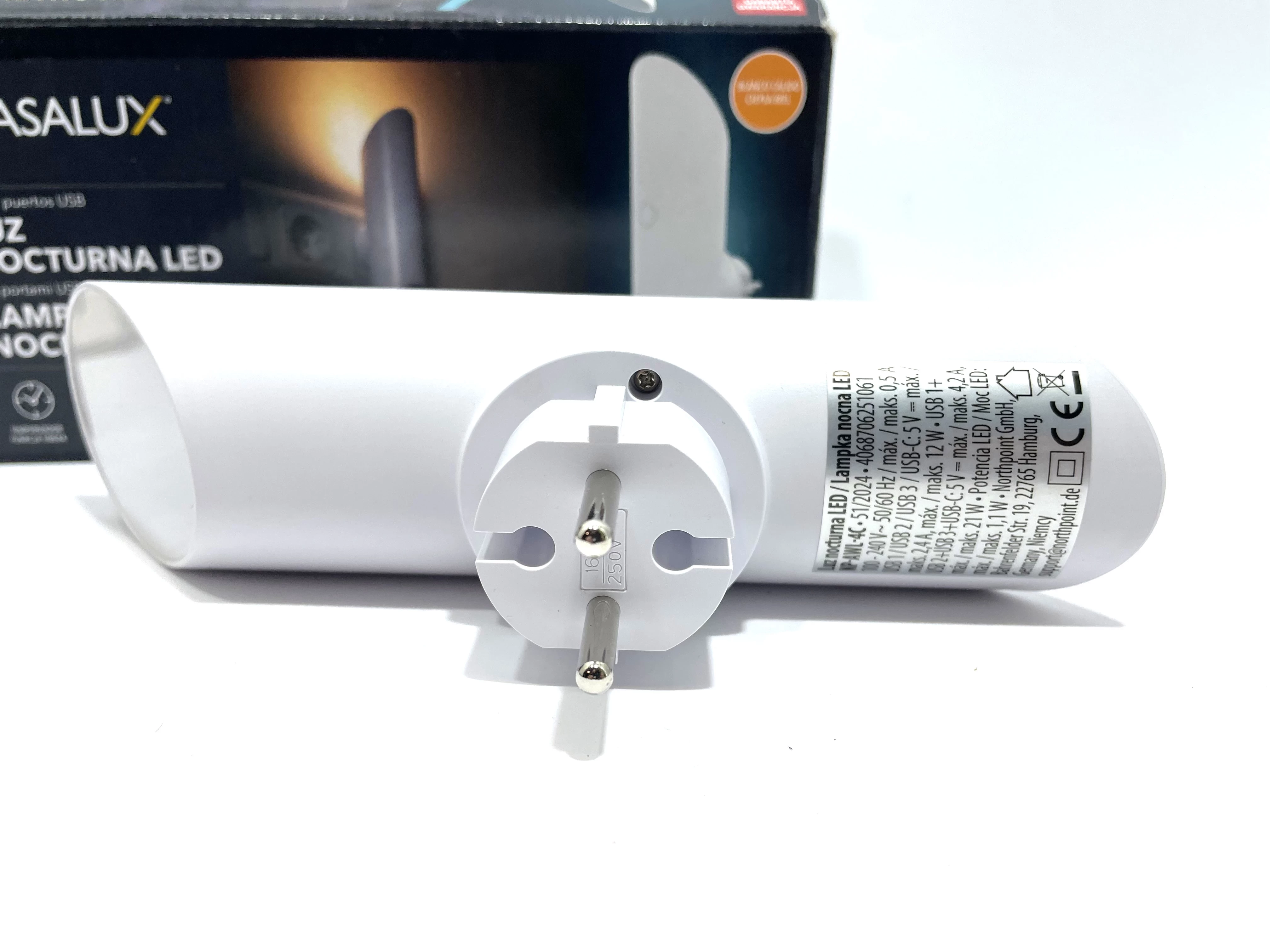 casalux-lampka-nocna-led-barwa-swiatla-24234-4