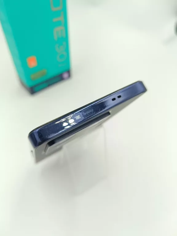 TELEFON INFINIX NOTE 30 PRO 8/256 GB GW KOMPLET