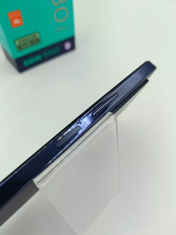 TELEFON INFINIX NOTE 30 PRO 8/256 GB GW KOMPLET