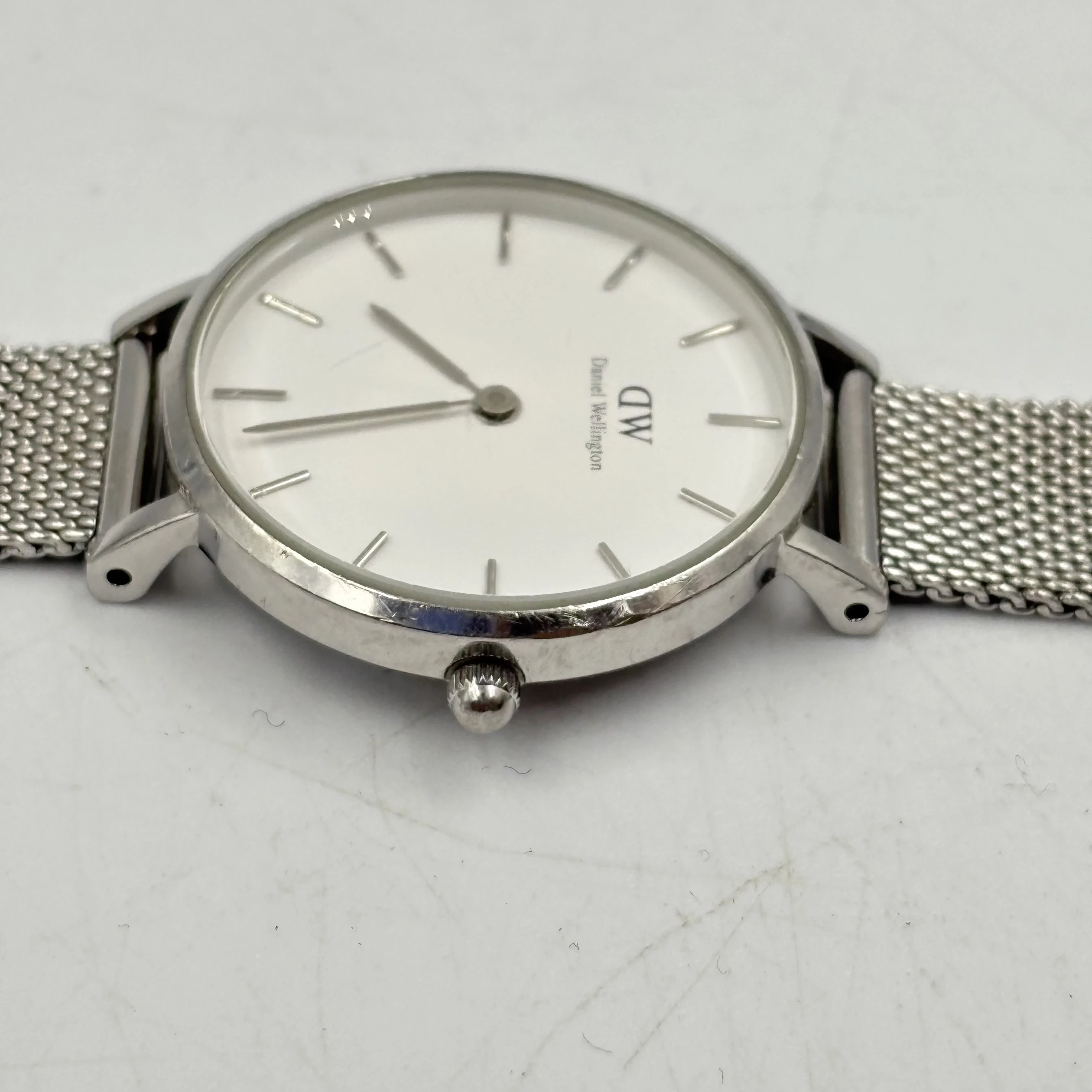 zegarek-daniel-wellington-b28sw18-stan-11323-2