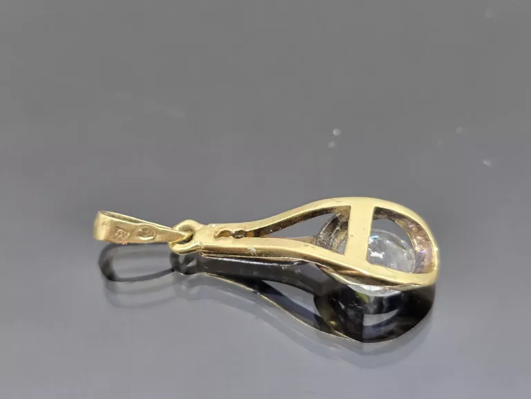 ZŁOTA ZAWIESZKA 1,56G/585