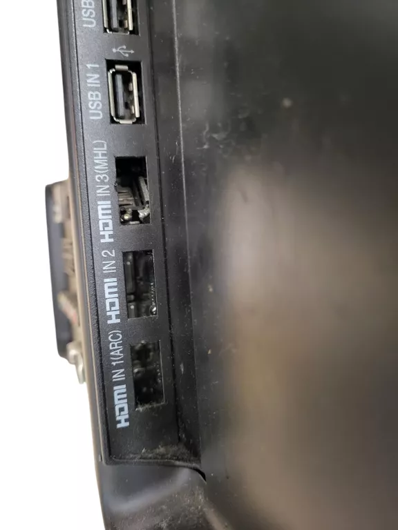 TELEWIZOR LG 47LB671V PILOT OPIS