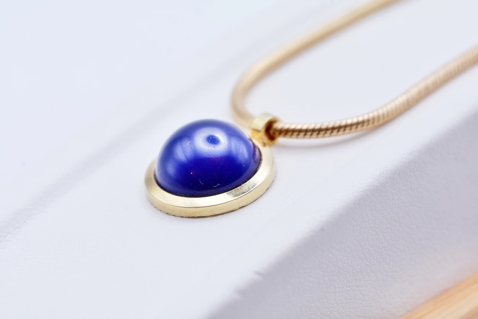 wyjatkowy-zloty-naszyjnik-z-niebieskim-kamieniem-zloto-585-45-cm-zmijka-kolor-dominujacy-205826-1026391