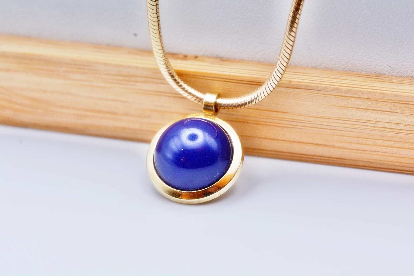 wyjatkowy-zloty-naszyjnik-z-niebieskim-kamieniem-zloto-585-45-cm-zmijka-waga-752