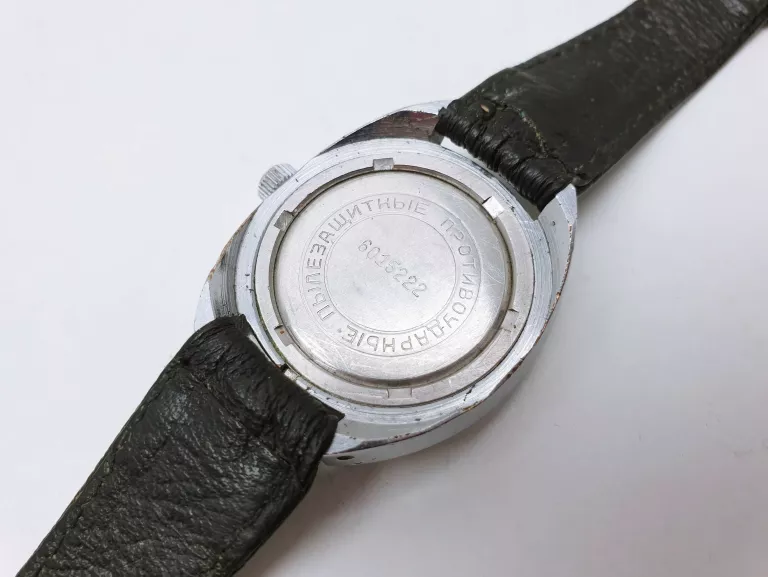 zegarek-mechaniczny-damski-zaria-22-jewels-do-renowacji-stan-11323-253798