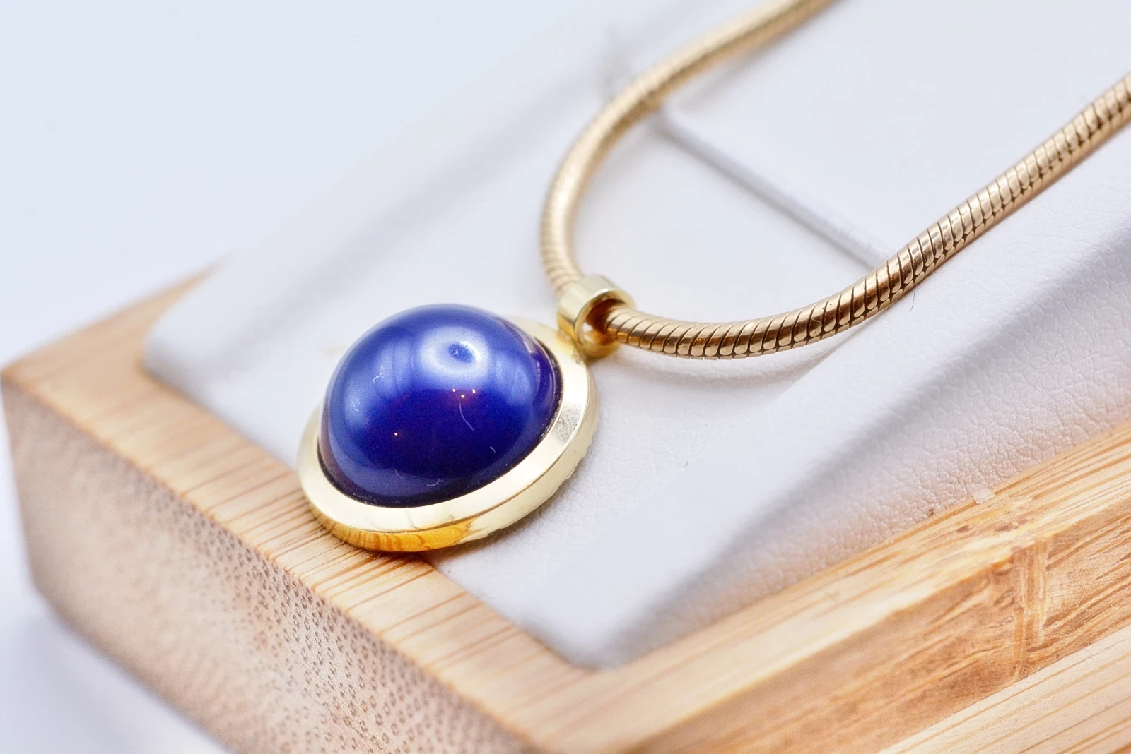 wyjatkowy-zloty-naszyjnik-z-niebieskim-kamieniem-zloto-585-45-cm-zmijka-marka-226434-1704211