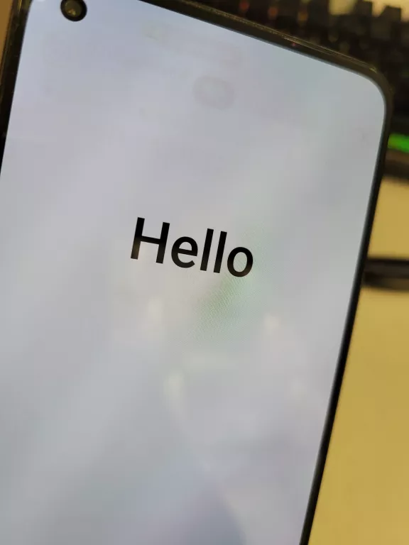 TELEFON OPPO RENO