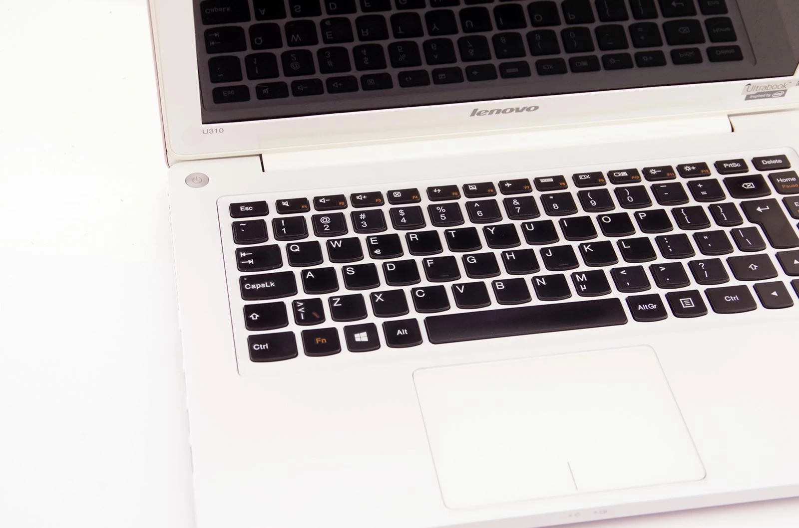 slodki-ultrabook-lenovo-ideapad-u310-i5-3337u-4gb-ram-256gb-ssd-win10-pink-kod-producenta-ideapad-u310