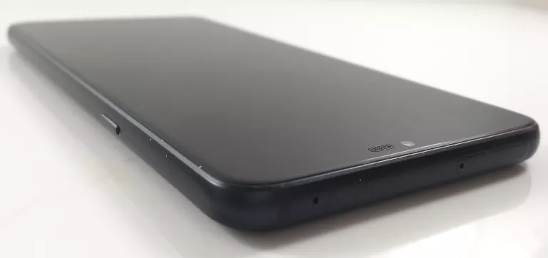 TELEFON LG G7 FIT 4/32GB KOMPLET