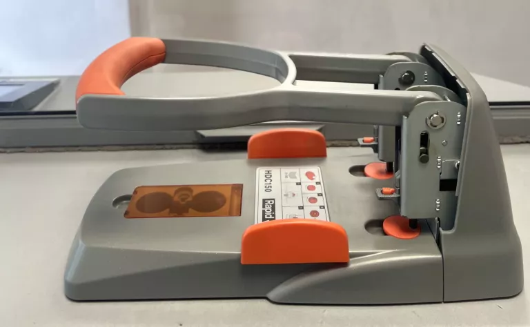 dziurkacz-rapid-supreme-hdc1502-do-150-kartek-stan-11323-2