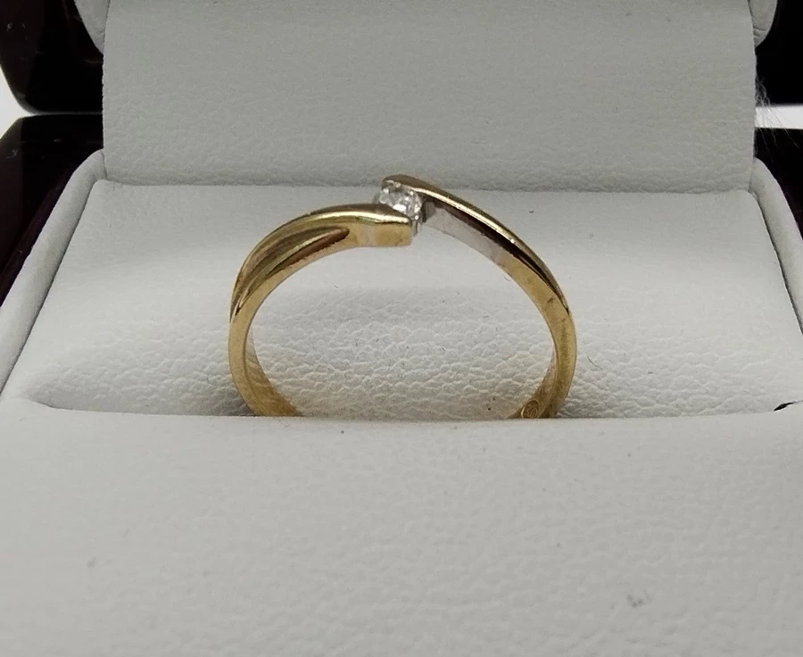 zloty-pierscionek-z-brylatem-proby-585-253-g-rozmiar-10-kamien-17088-8388608