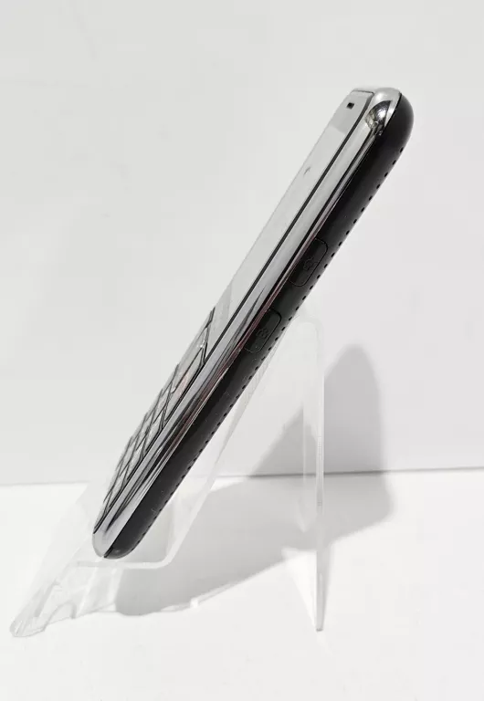 TELEFON KOMÓRKOWY MAXCOM MM730 32 MB / 32 MB 2G CZARNY