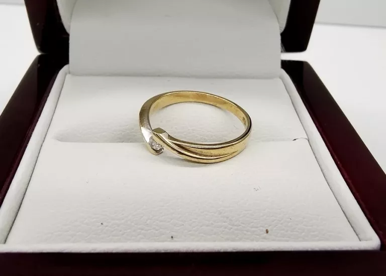 zloty-pierscionek-z-brylatem-proby-585-253-g-rozmiar-10-rozmiarsrednica-wew-mm-372-10