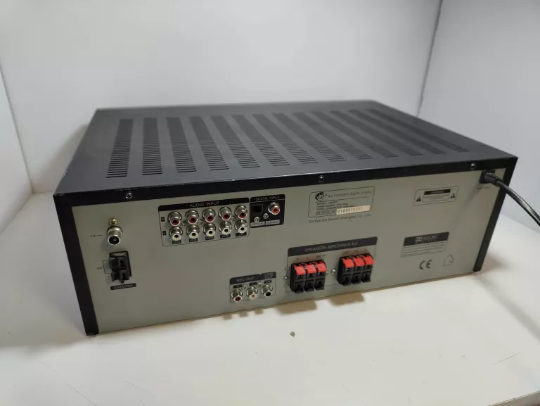 AMPLITUNER CAT CS-907 5.1