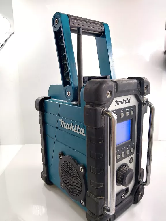 RADIO MAKITA DMR 107