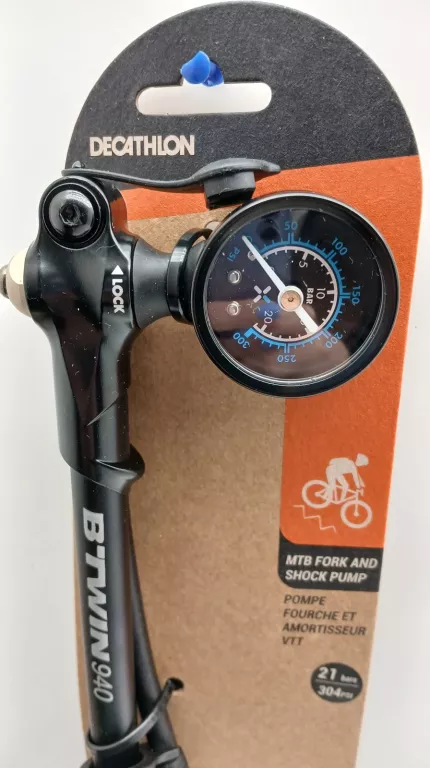 POMPKA DO AMORTYZATORA ROWEROWEGO DECATHLON BTWIN 940