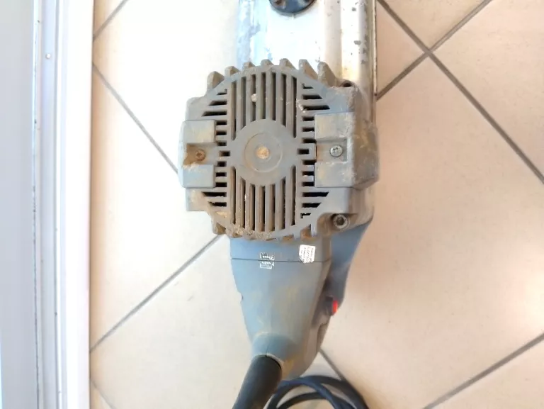 GRAPHITE MŁOT WYBURZENIOWY 1700W 45J 58G867