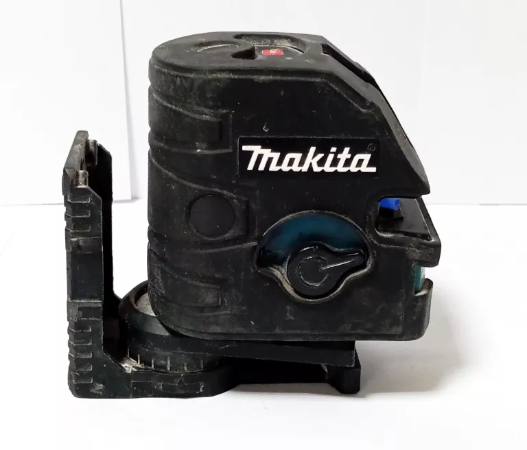 LASER KRZYŻOWY MAKITA SK104