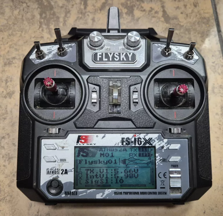 lodka-zanetowa-magnum-mini-monitor-echosondy-toslon-tf500-toslon-x-pilo-waga-produktu-z-opakowaniem-jednostkowym-4800