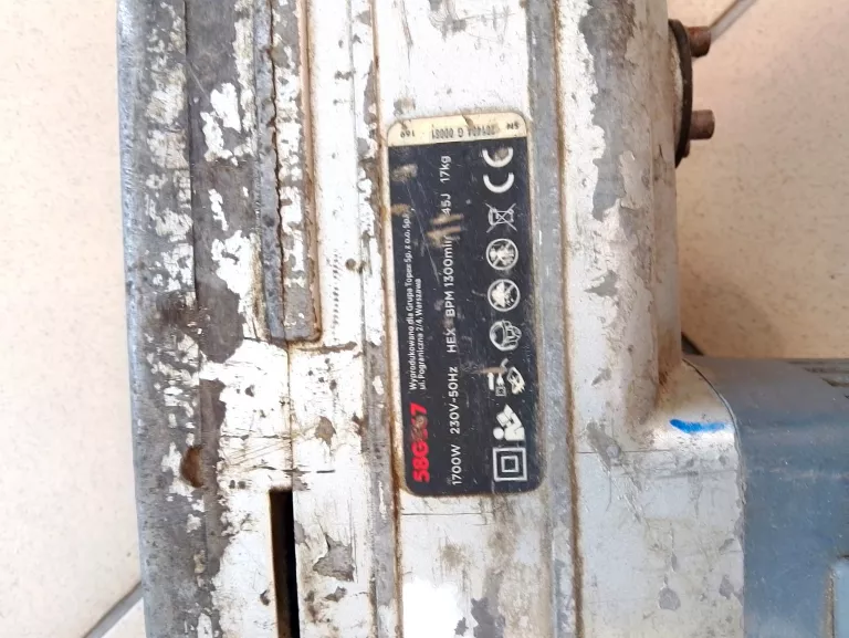 GRAPHITE MŁOT WYBURZENIOWY 1700W 45J 58G867