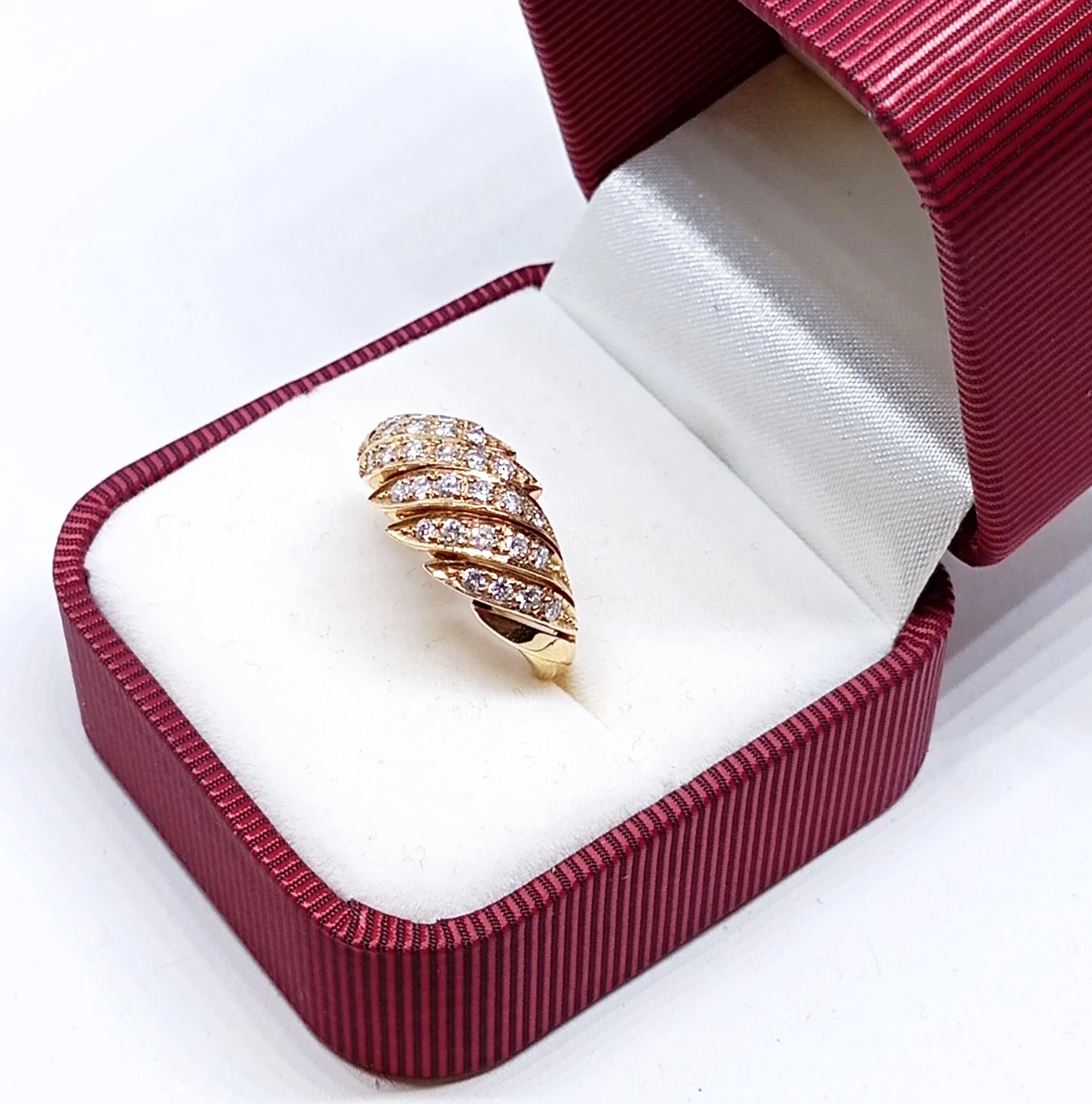 pierscionek-z-brylantem-461g-585-rodzaj-2205-2