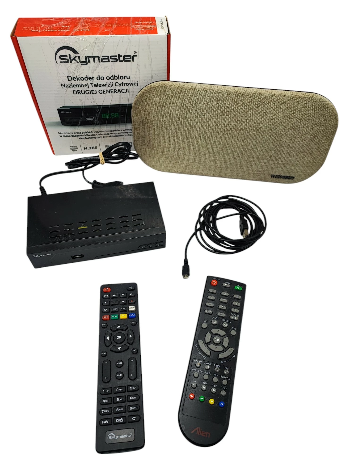 telewizor-manta-32lhn28l-pilot-dekoder-skmaster-stb-m265-antena-thom-ean-gtin-5903089900399